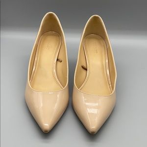 Nude Pumps